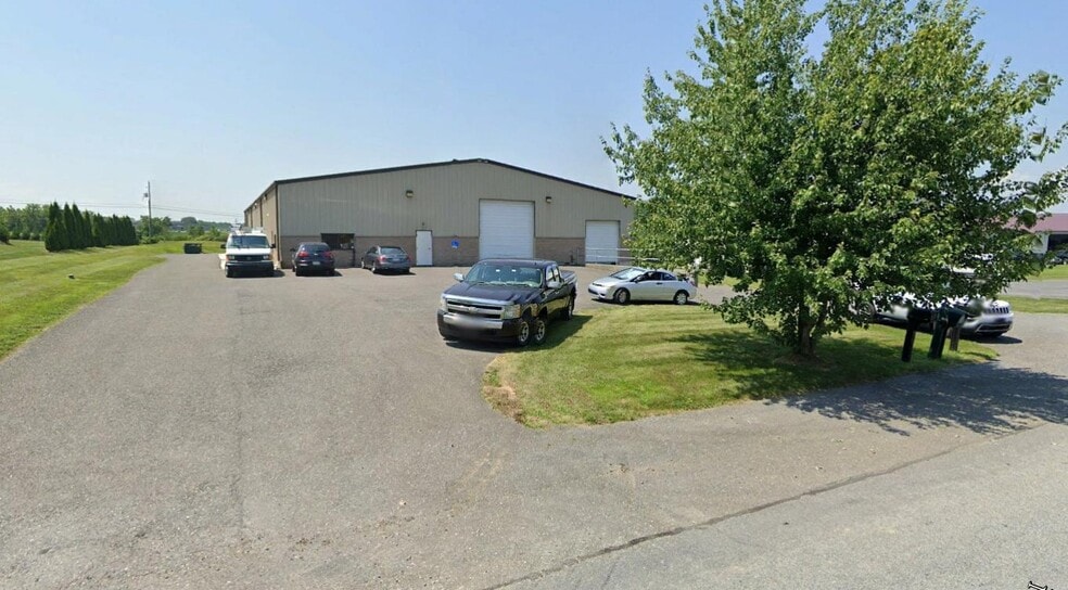 More Photos Of 2944 Betz Ct, Orefield Warehouse For Sale