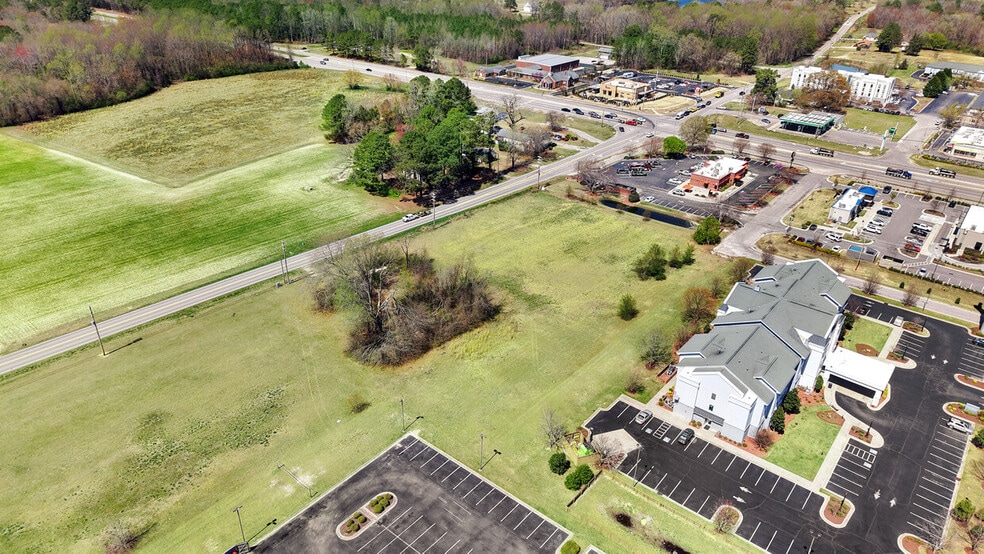 More Photos Of 5442 Lamm Rd, Wilson Storefront For Lease