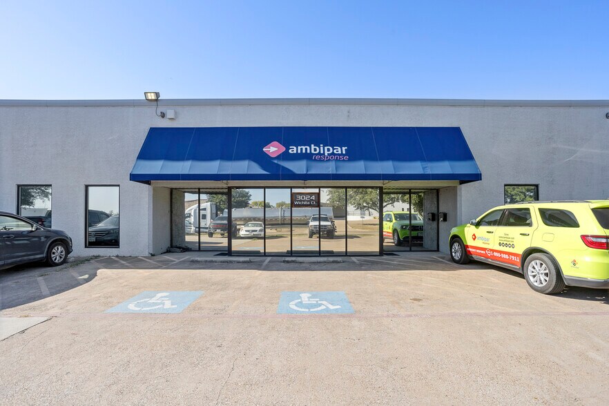 More Photos Of 3024 Wichita Ct, Fort Worth Warehouse For Lease