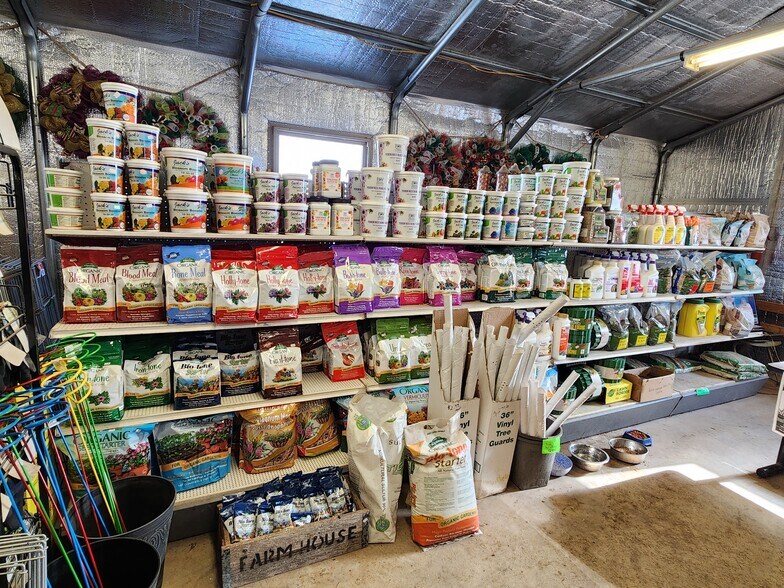 More Photos Of 1814 Iron Bridge Rd, Hustontown Contractor Storage Yard For Sale