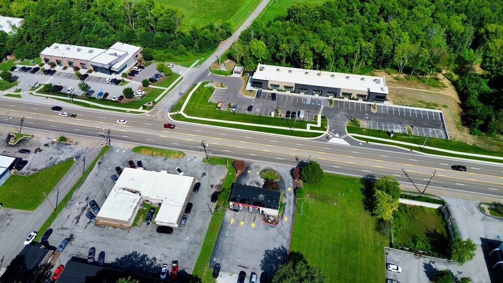 More Photos Of 11011 Kingston Pike, Farragut General Retail For Lease