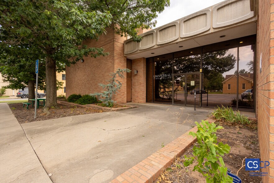 More Photos Of 855 W Ash Ave, Duncan Office For Sale