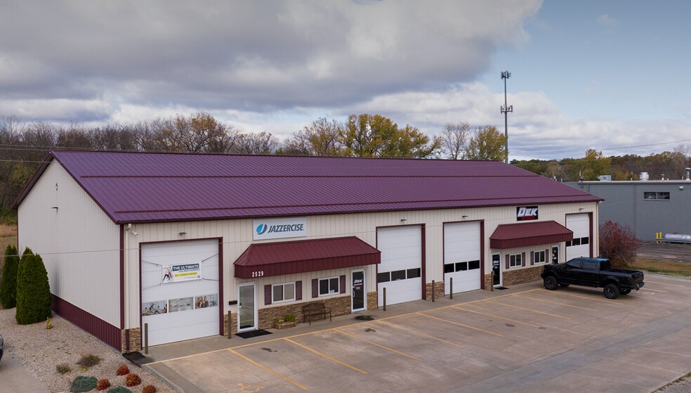 Primary Photo Of 1 Chestnut Hill Drive Dr, Hazleton Light Distribution For Lease