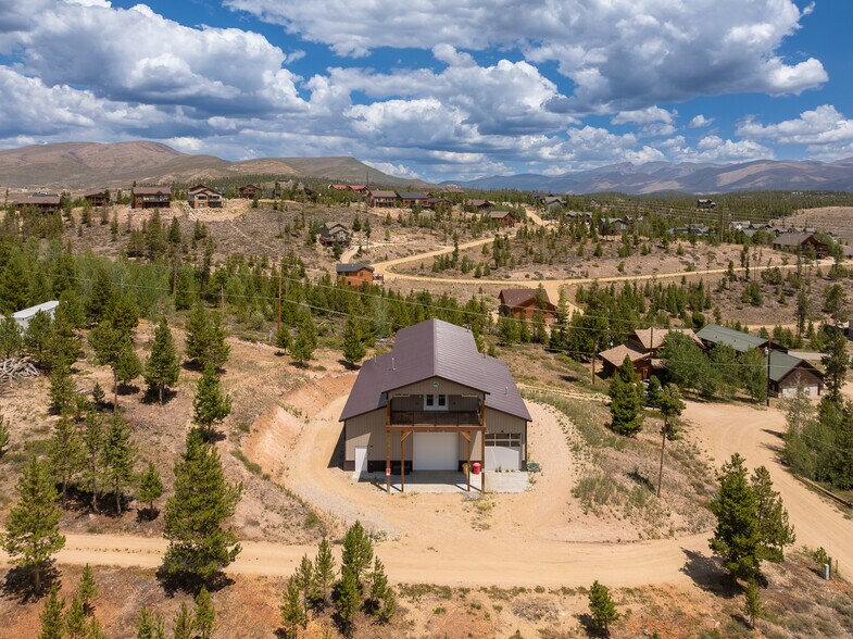Primary Photo Of 450 County 424 rd, Grand Lake Flex For Sale