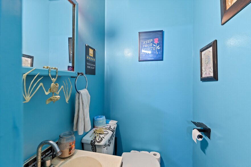 More Photos Of 8002 Fort Smallwood Rd, Baltimore Apartments For Sale