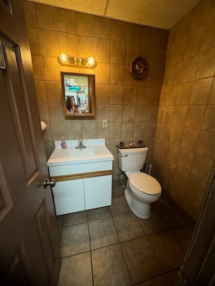 More Photos Of 147 New Dorp Plz N, Staten Island Specialty For Sale