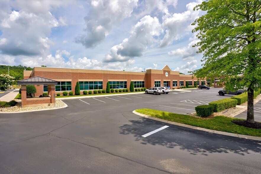 More Photos Of , Oak Ridge Office For Sale