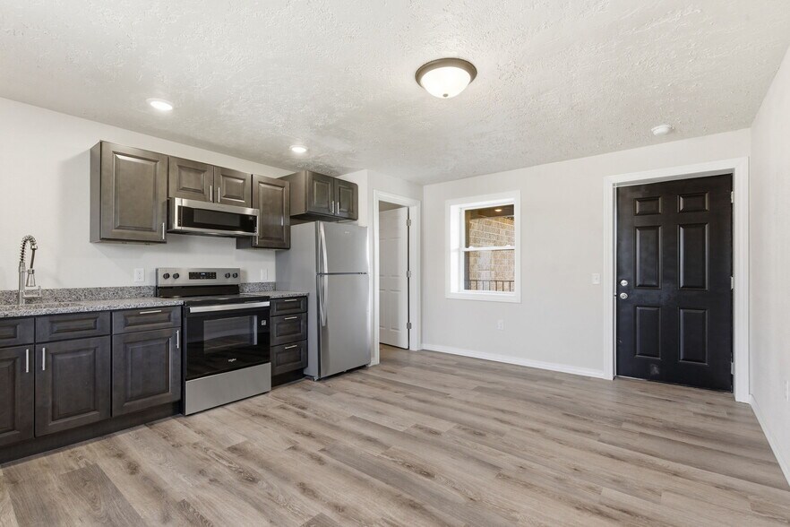 More Photos Of 301 Mount Vernon Blvd, Mount Vernon Apartments For Sale