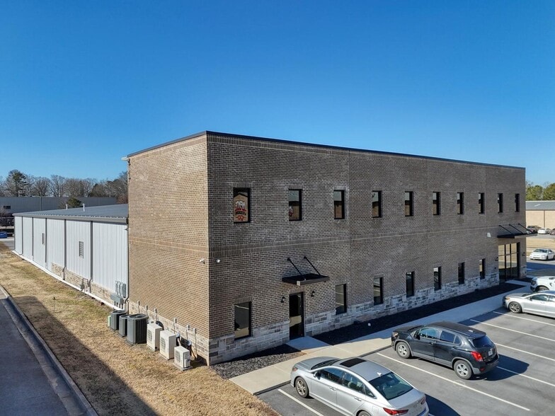 More Photos Of 3663 Southland Dr, Flowery Branch Warehouse For Sale