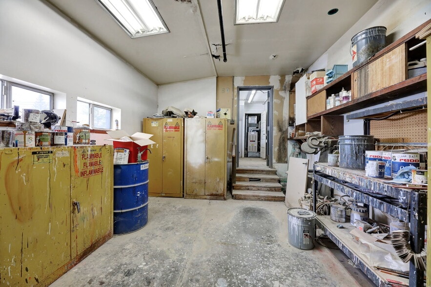 More Photos Of 1063 Beach Ave, Marysville Warehouse For Sale