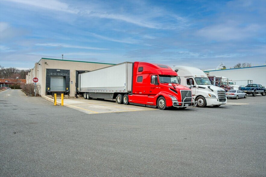 More Photos Of 3461 S Clinton Ave, South Plainfield Manufacturing For Lease