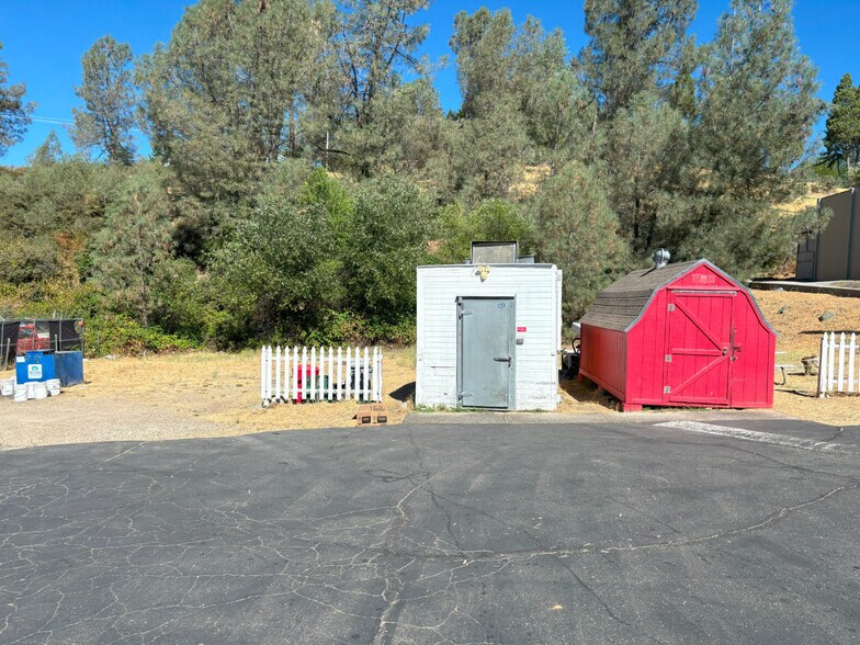 More Photos Of 810 E Main St, Grass Valley Freestanding For Sale