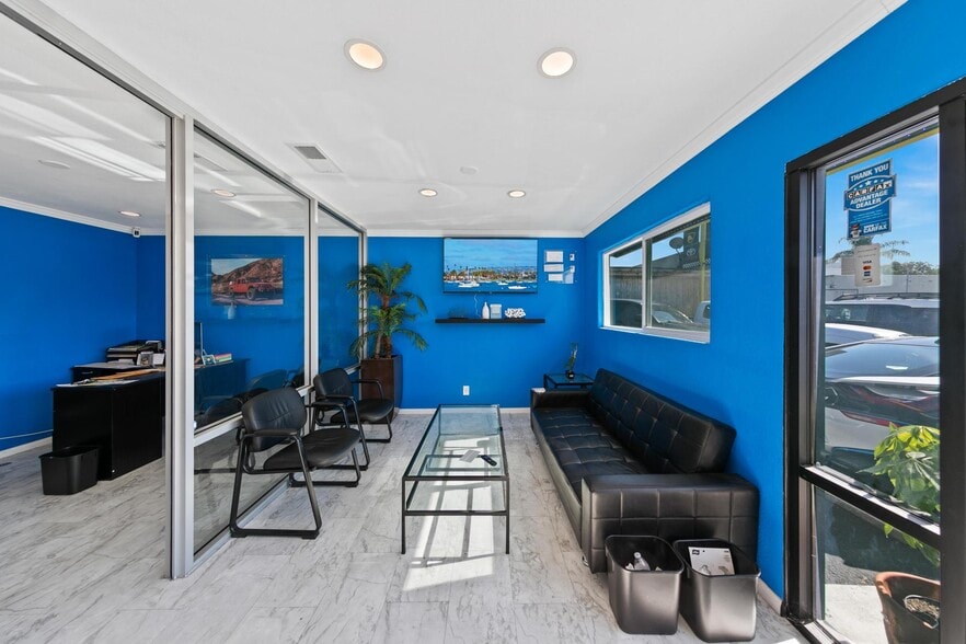 More Photos Of 7480 El Cajon Blvd, La Mesa Auto Dealership For Sale