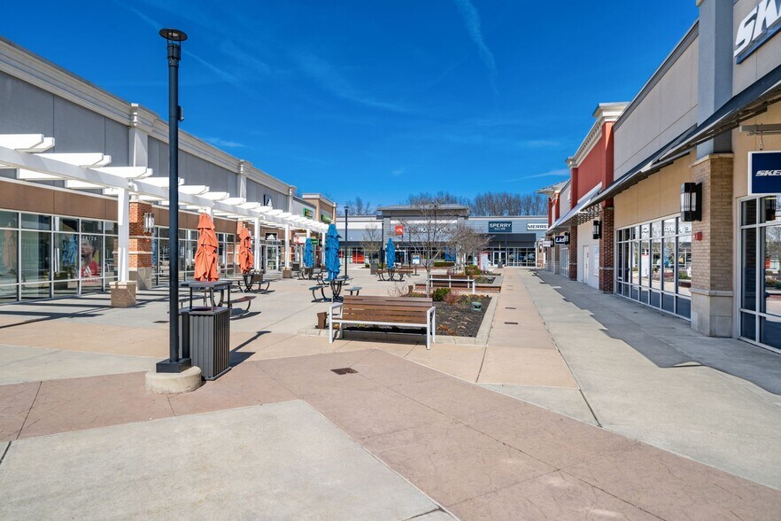 More Photos Of 400 S Wilson Rd, Sunbury Unknown For Sale