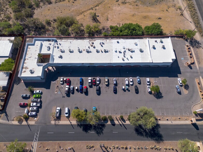 More Photos Of 5975 W Western Way Cir, Tucson Unknown For Lease