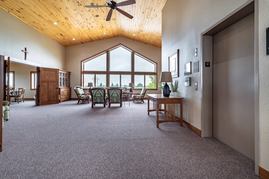 More Photos Of 394 Woodland Dr, Fergus Falls Assisted Living For Sale