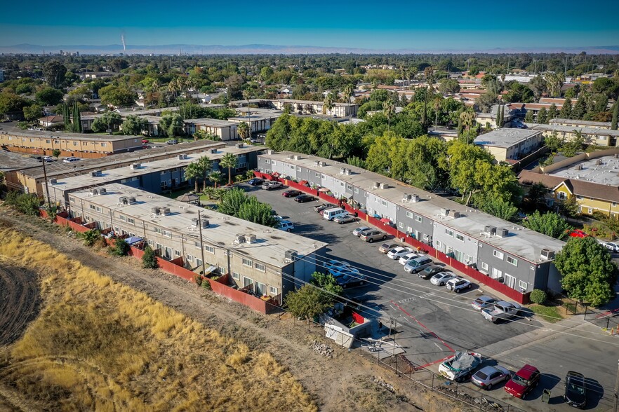 Primary Photo Of 4404 Manchester Ave, Stockton Apartments For Sale