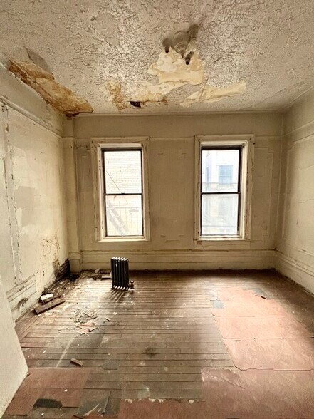 More Photos Of 2408 Clarendon Rd, Brooklyn Apartments For Sale
