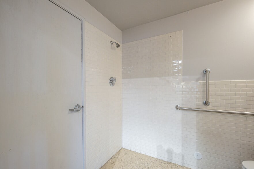 More Photos Of 211 E Main St, American Fork Freestanding For Sale