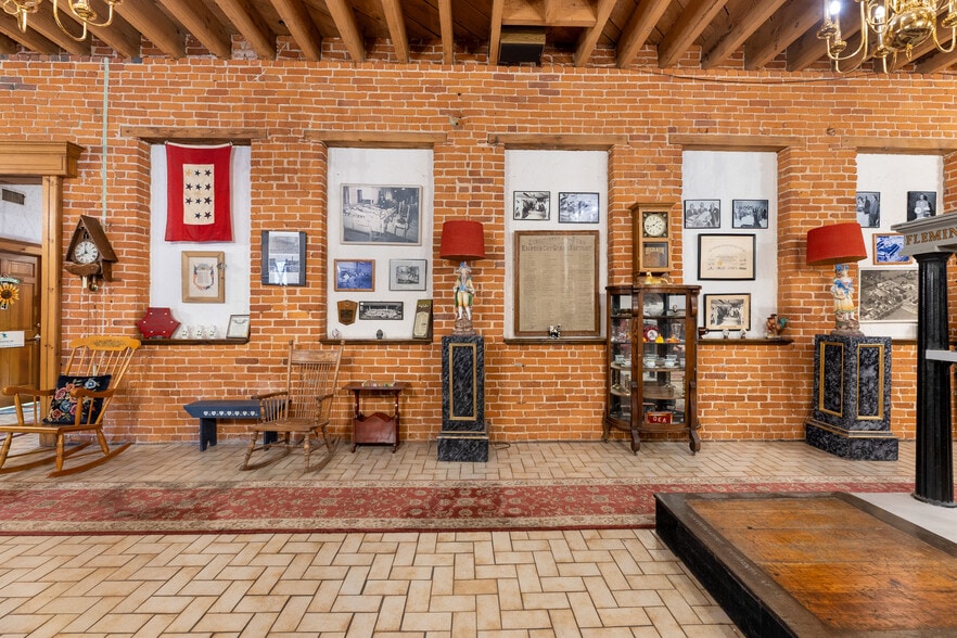 Primary Photo Of 84 Park Ave, Flemington Office For Lease