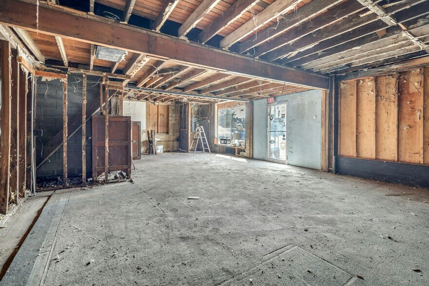 More Photos Of 10 Us Highway 46, Hackettstown Freestanding For Sale