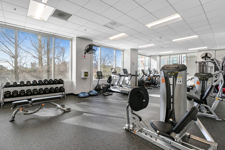 More Photos Of 3225 Cumberland Blvd SE, Atlanta Office For Lease