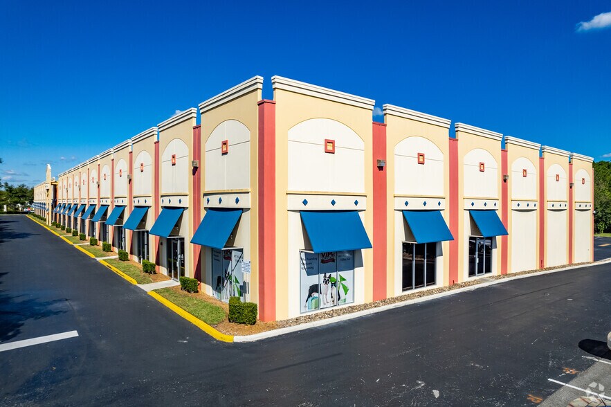 More Photos Of 6614 Kingspointe Pky, Orlando Distribution For Lease