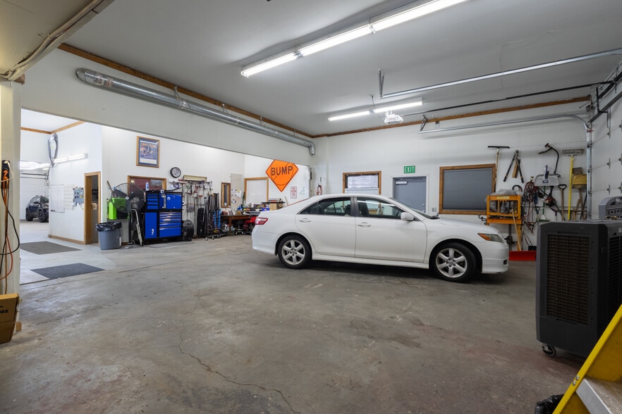 More Photos Of 7007 W Colfax Ave, Denver Freestanding For Sale