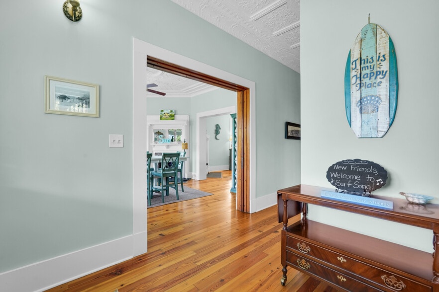 More Photos Of 21 Officers Row, Tybee Island Hospitality For Sale