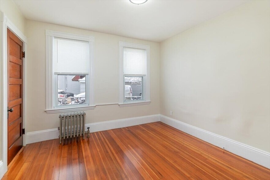 More Photos Of 412 Cabot St, Beverly Apartments For Sale