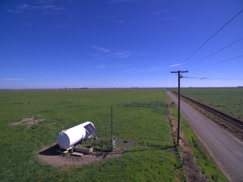 Primary Photo Of Maxwell Ln, Dixon Land For Sale