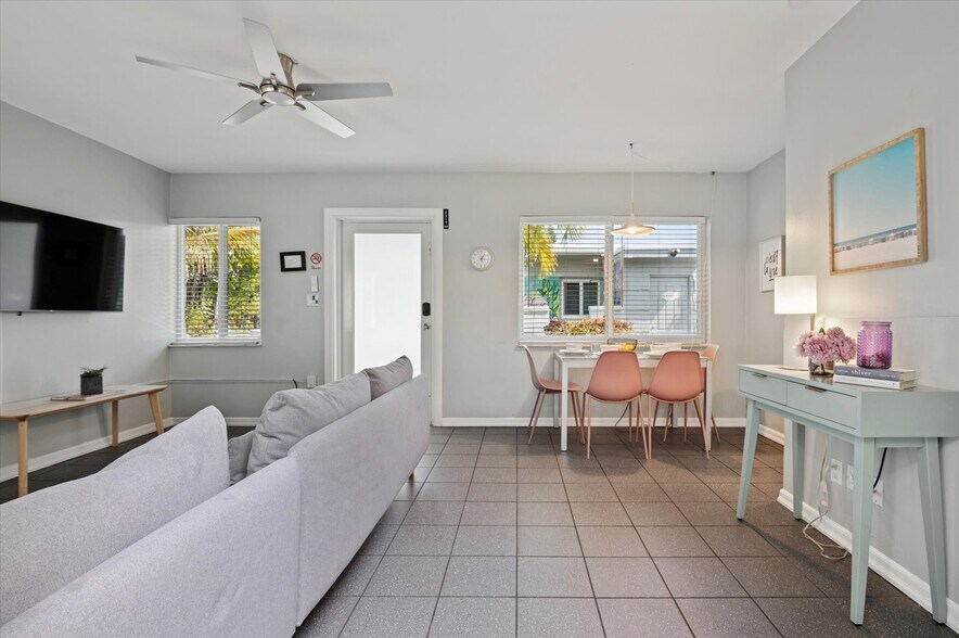 More Photos Of 1123 NE 14th Ave, Fort Lauderdale Apartments For Sale