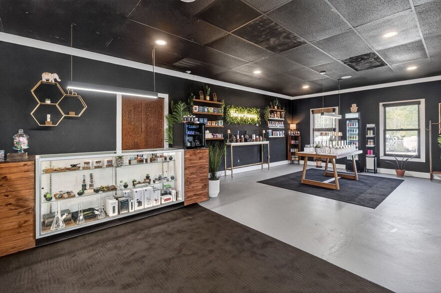More Photos Of 3440 E Broad St, Statesville Office For Sale