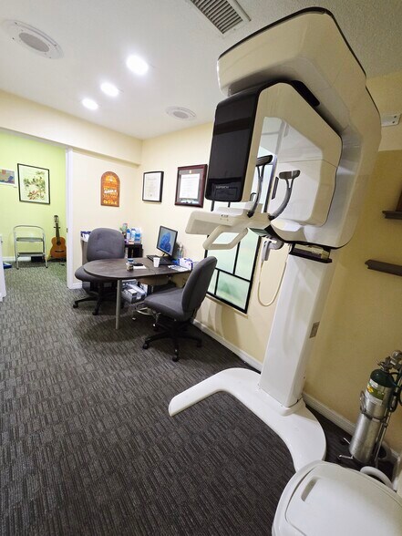 More Photos Of 4435 Curry Ford Rd, Orlando Medical For Sale