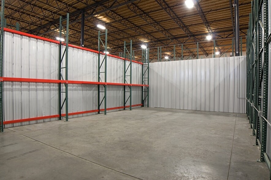 More Photos Of 3731 Warner Ave, Santa Ana Warehouse For Lease