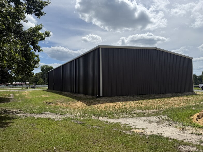 More Photos Of 4834 US Highway 264 W, Washington Flex For Lease