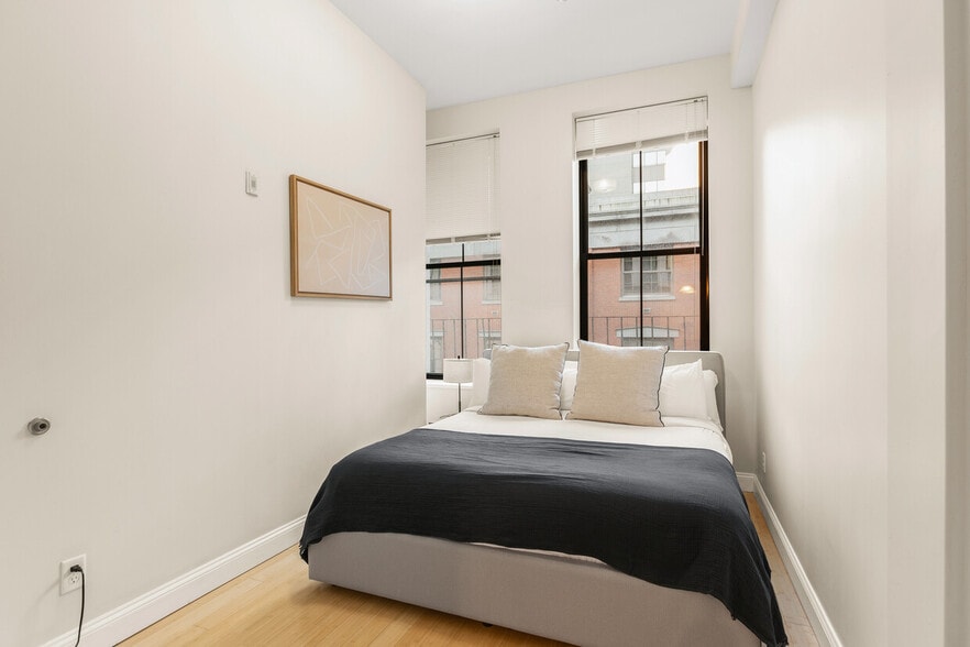 More Photos Of 37-43 Temple Pl, Boston Apartments For Lease