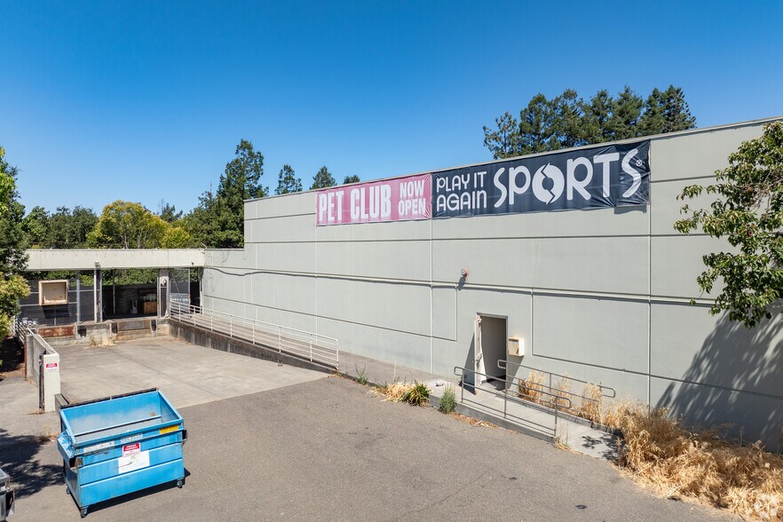 More Photos Of 1935 Santa Rosa Ave, Santa Rosa Freestanding For Lease