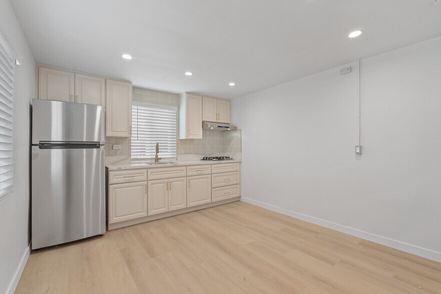 More Photos Of 1195 Georgia St, Imperial Beach Apartments For Sale