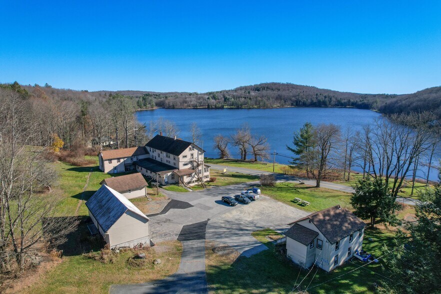 More Photos Of 263 Como Rd, Lake Como Specialty For Sale