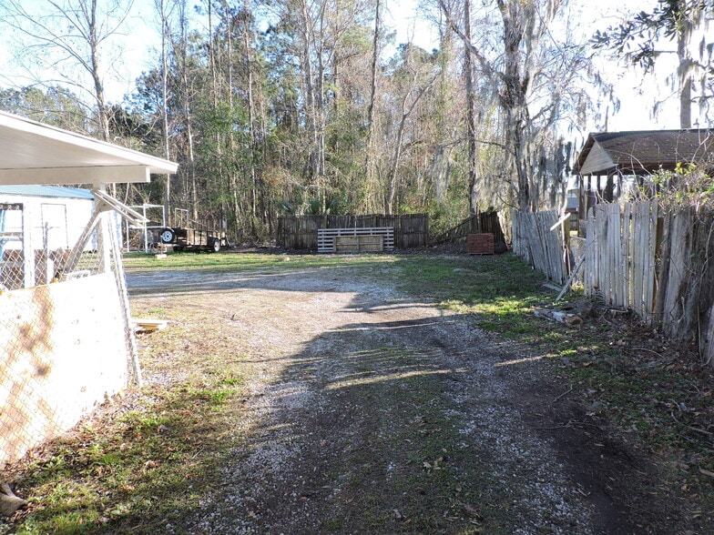 More Photos Of 5722 Dunn Ave, Jacksonville Medical For Sale