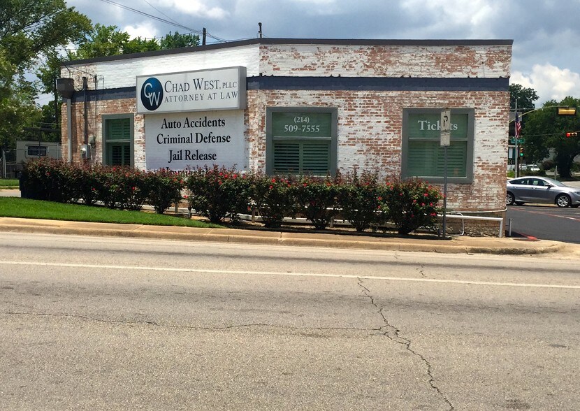 More Photos Of 900 W Davis St, Dallas Freestanding For Lease