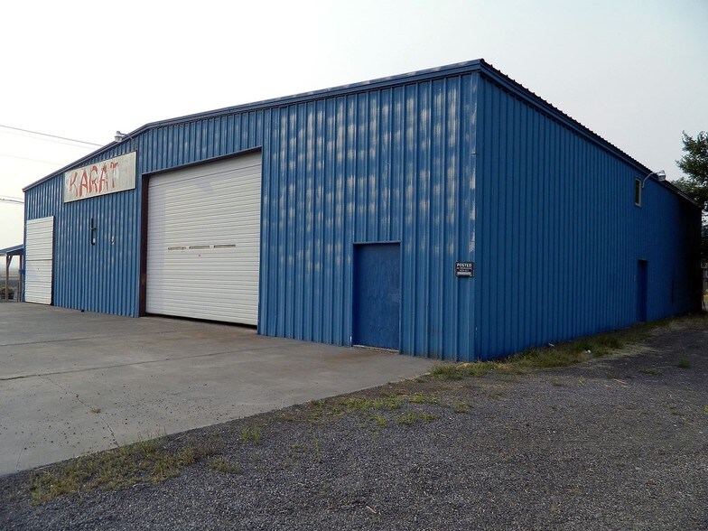 More Photos Of 5225 Washburn Way, Klamath Falls Warehouse For Sale