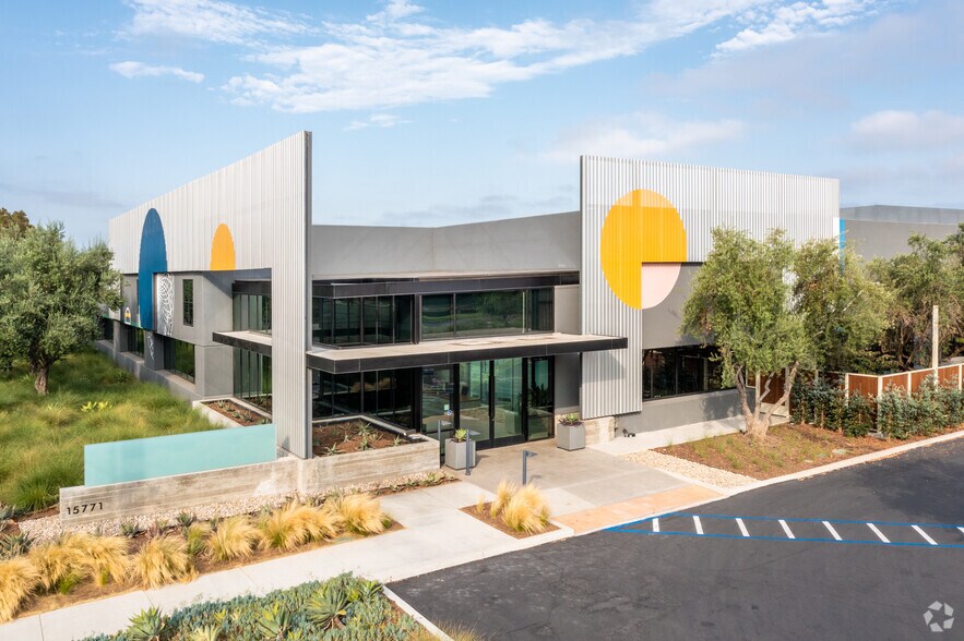 Primary Photo Of 15771 Red Hill Ave, Tustin Loft Creative Space For Lease