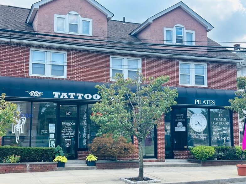 More Photos Of 167 Glen Head Rd, Glen Head Storefront Retail Residential For Lease