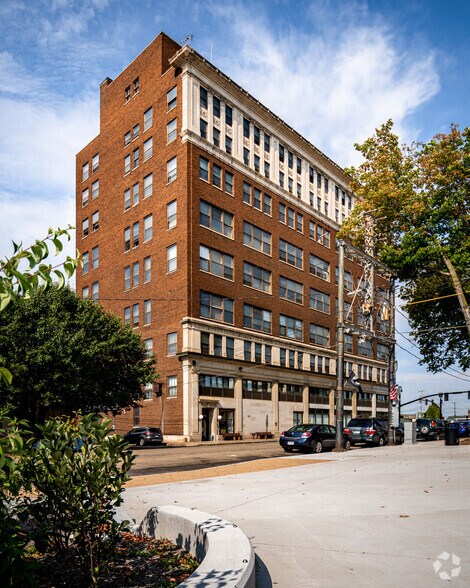 More Photos Of 59 Lincoln Way E, Massillon Apartments For Lease