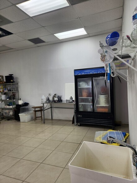 More Photos Of 1800-1812 SW 7th Ave, Pompano Beach Warehouse For Sale