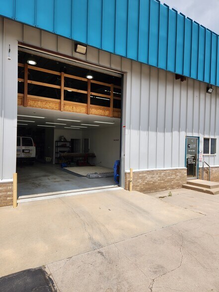 More Photos Of 11811 Upham St, Broomfield Warehouse For Lease