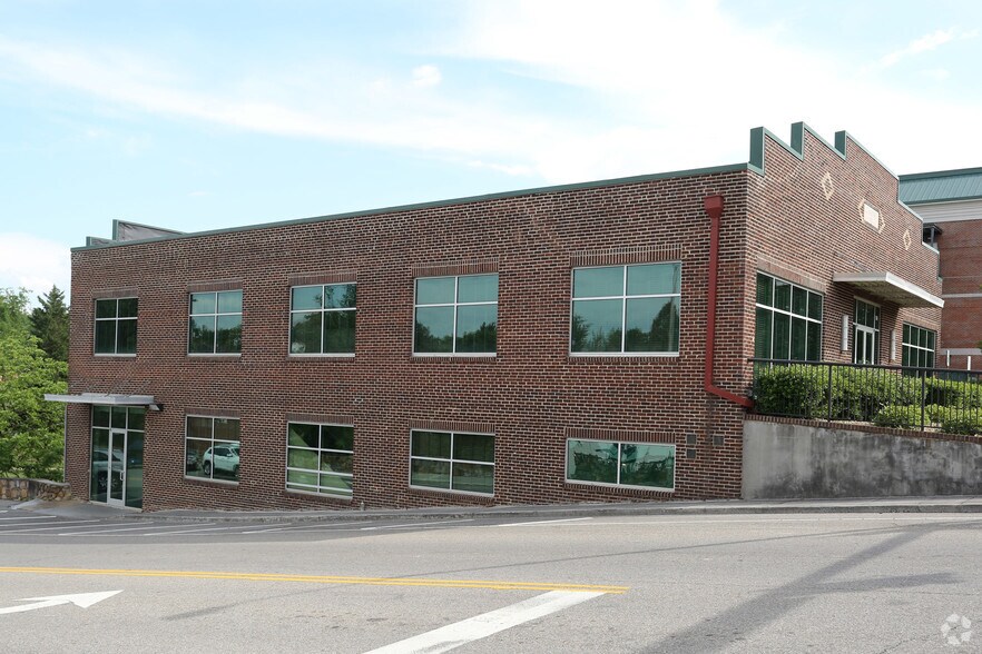 More Photos Of 108 E Church Ave, Maryville Office For Lease