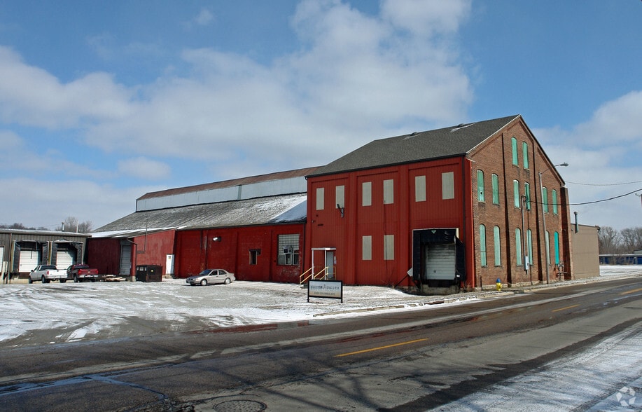 Primary Photo Of 2424 Columbus Rd, Springfield Warehouse For Sale